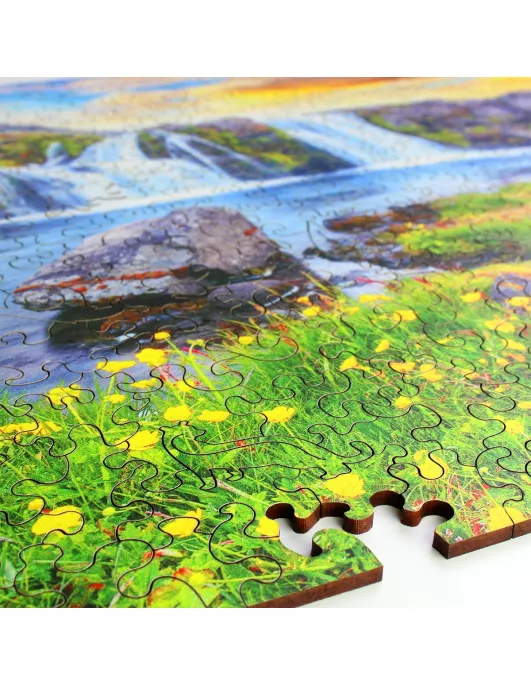 Vodopád Kirkjufellsfoss – dřevěné puzzle Premium 2